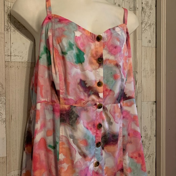 NWT torrid size 4 watercolor tank - Picture 7 of 10